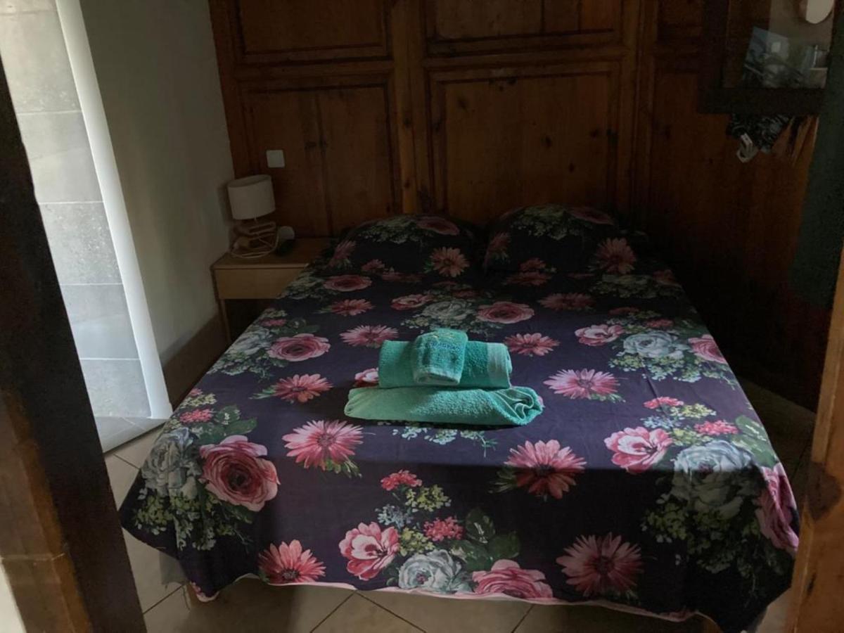 Chambres D'Hotes Du Domaine Des Doudous Saint Pierre Bagian luar foto