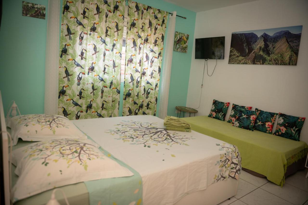 Chambres D'Hotes Du Domaine Des Doudous Saint Pierre Bagian luar foto